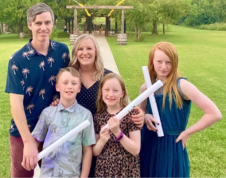 SPOTLIGHT ON MISSIONS: Stan & Donna Scroggins • Asia Pacific Coordinator SPOTLIGHT ON MISSIONS: Stan & Donna Scroggins • Asia Pacific Coordinator